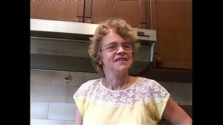 Il mio cazzo non può resistere al fascino irresistibile di un slut maturo! Vol. 8