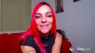 Sto Sarita, e sto per fare il mio BF A MANO/FOOTJOB che NON dimenticherò...