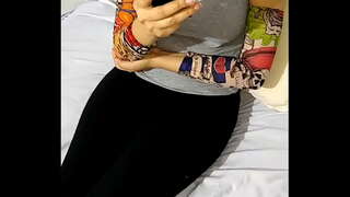 Festa di natale. Sorella scopata hardcore dando pompino migliore per lui